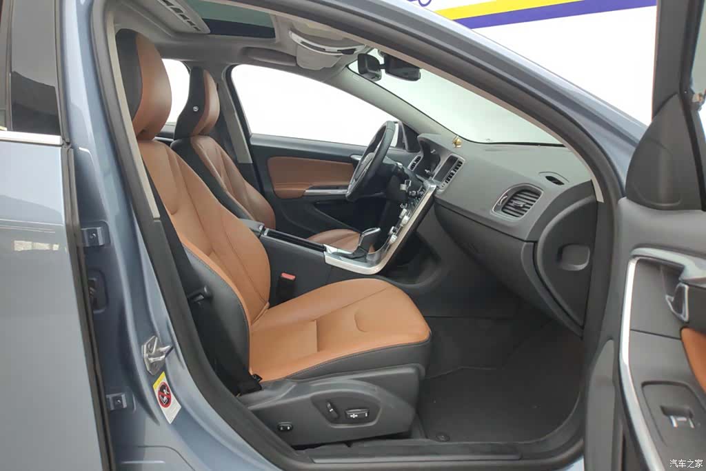 Volvo S60, 2016 8