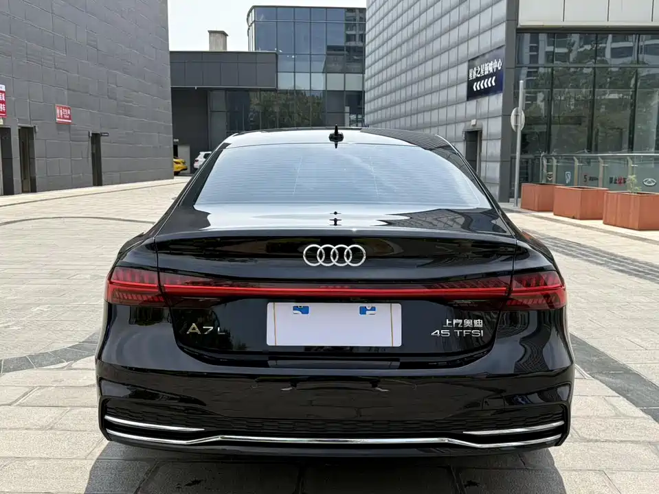 Audi A7L Audi A7L