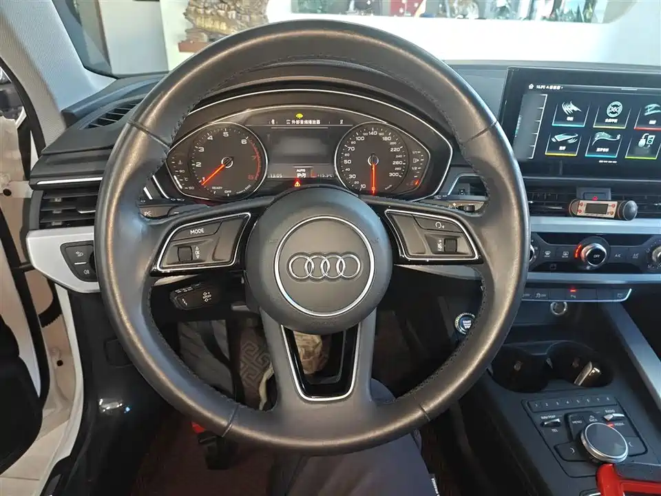Audi A4L