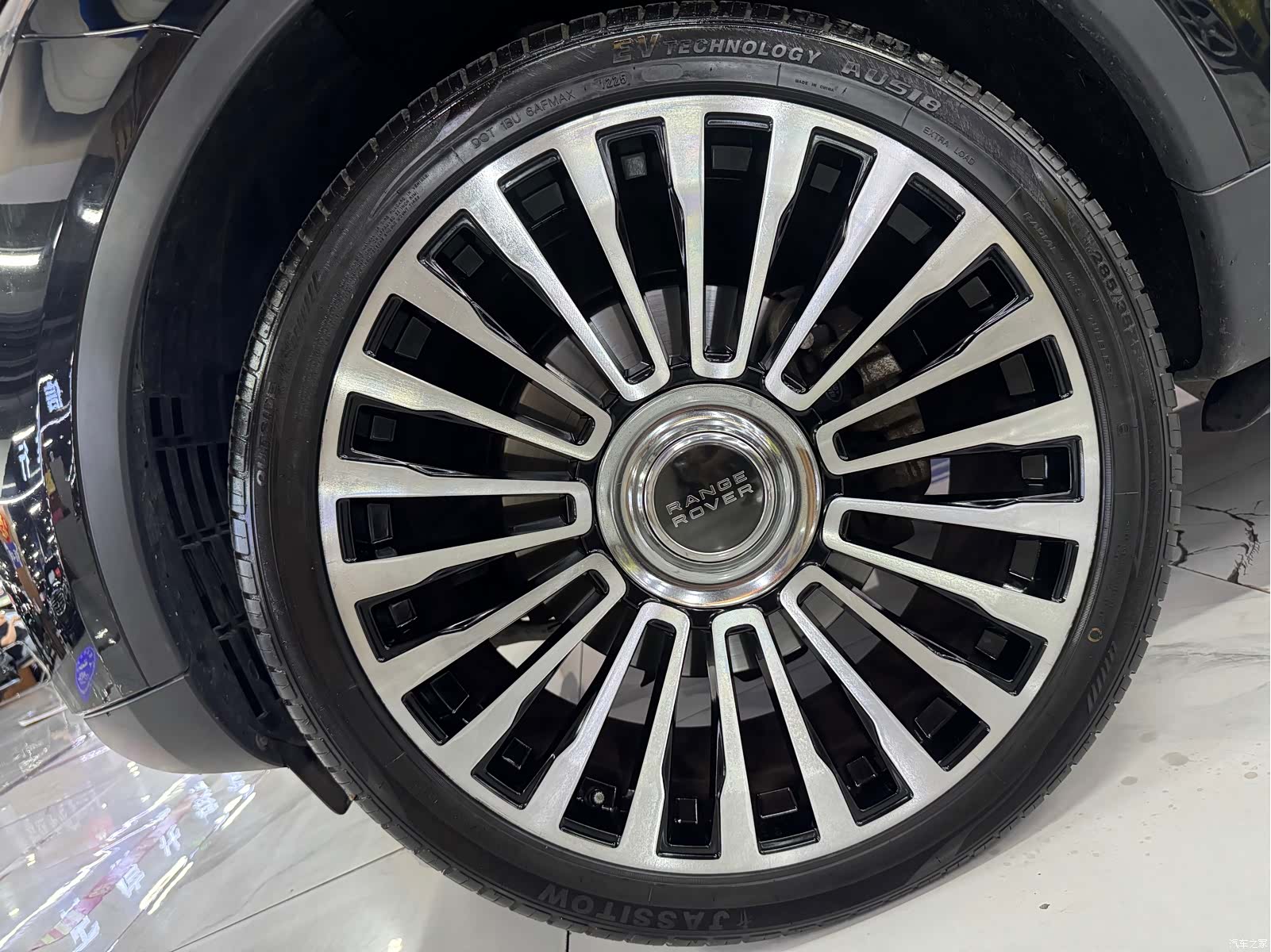 Land Rover Discovery, 2019 13
