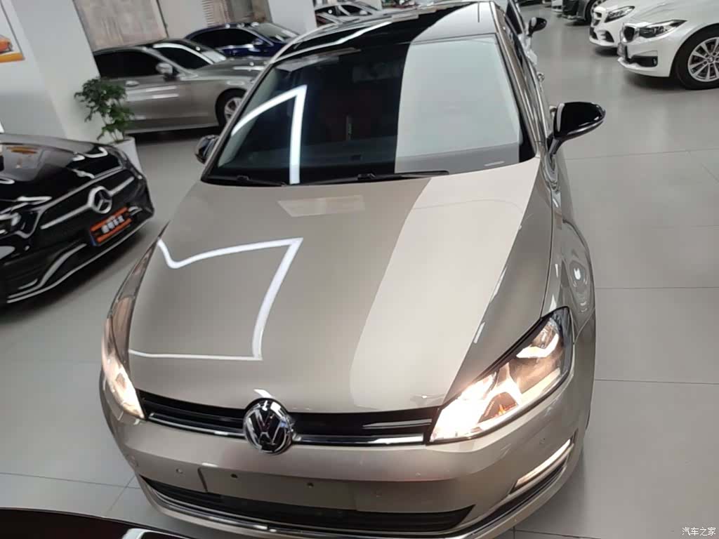 Volkswagen Golf, 2017 3