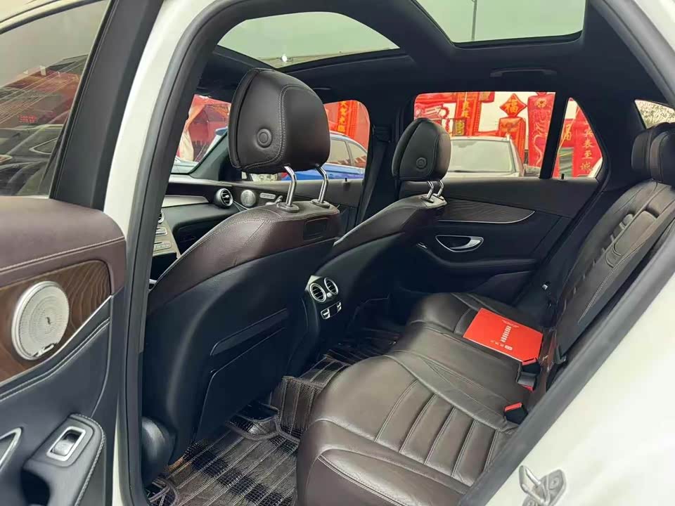 Mercedes-Benz GLC Mercedes-Benz GLC