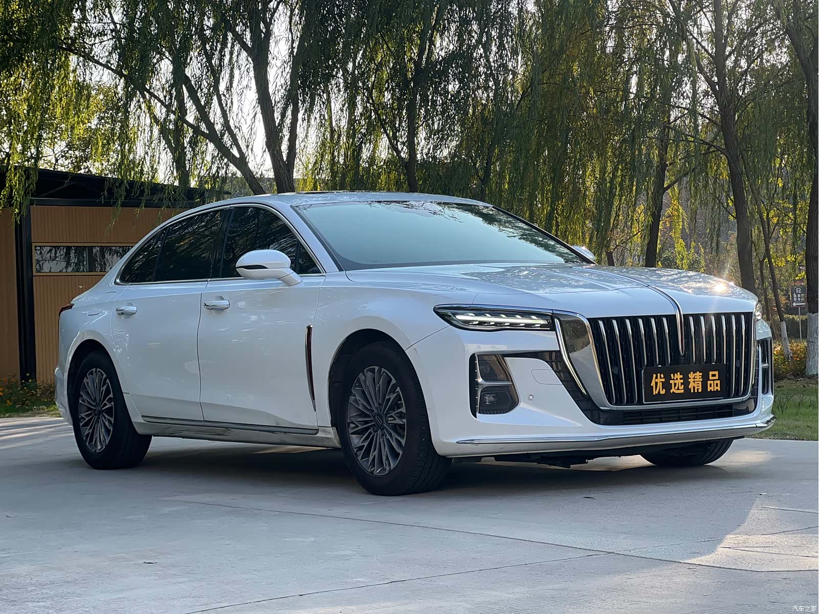 Hongqi H5, 2022 3