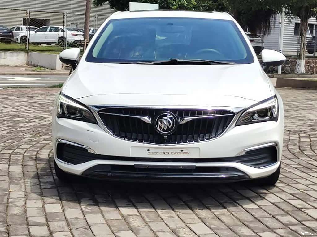 Buick Verano, 2018 2