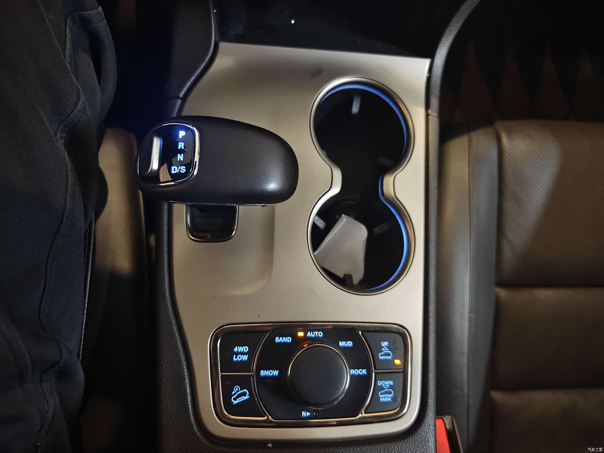 Jeep Grand Cherokee, 2018 8