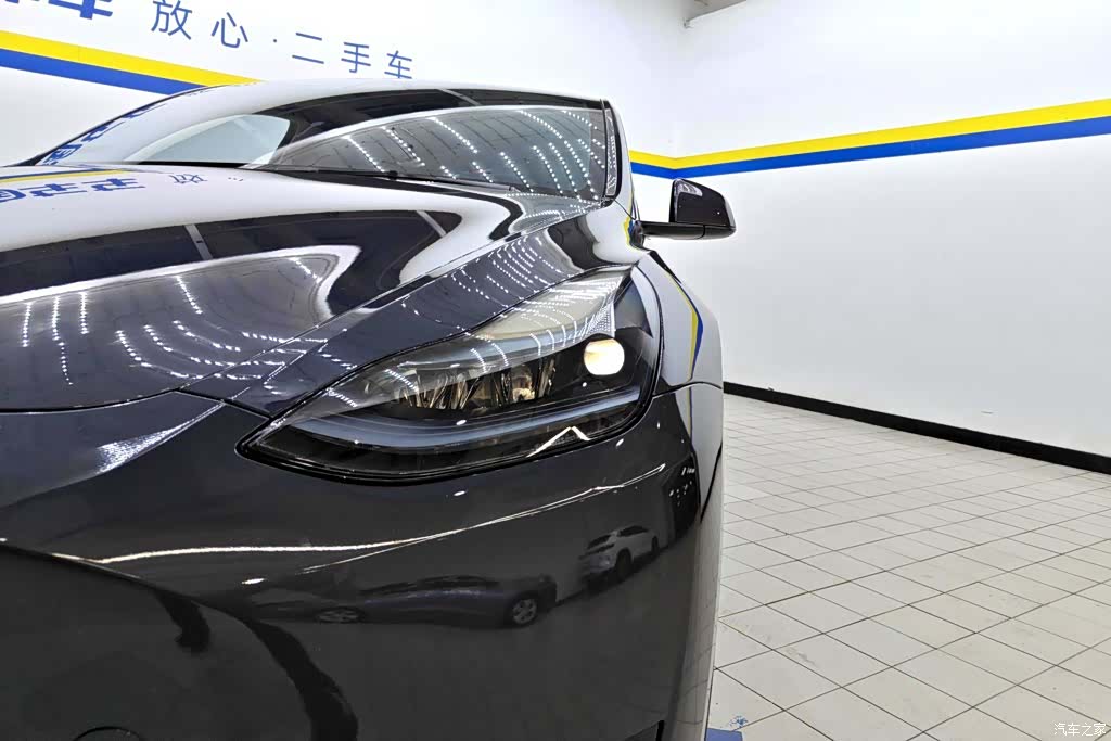 Tesla Model Y, 2024 все фото