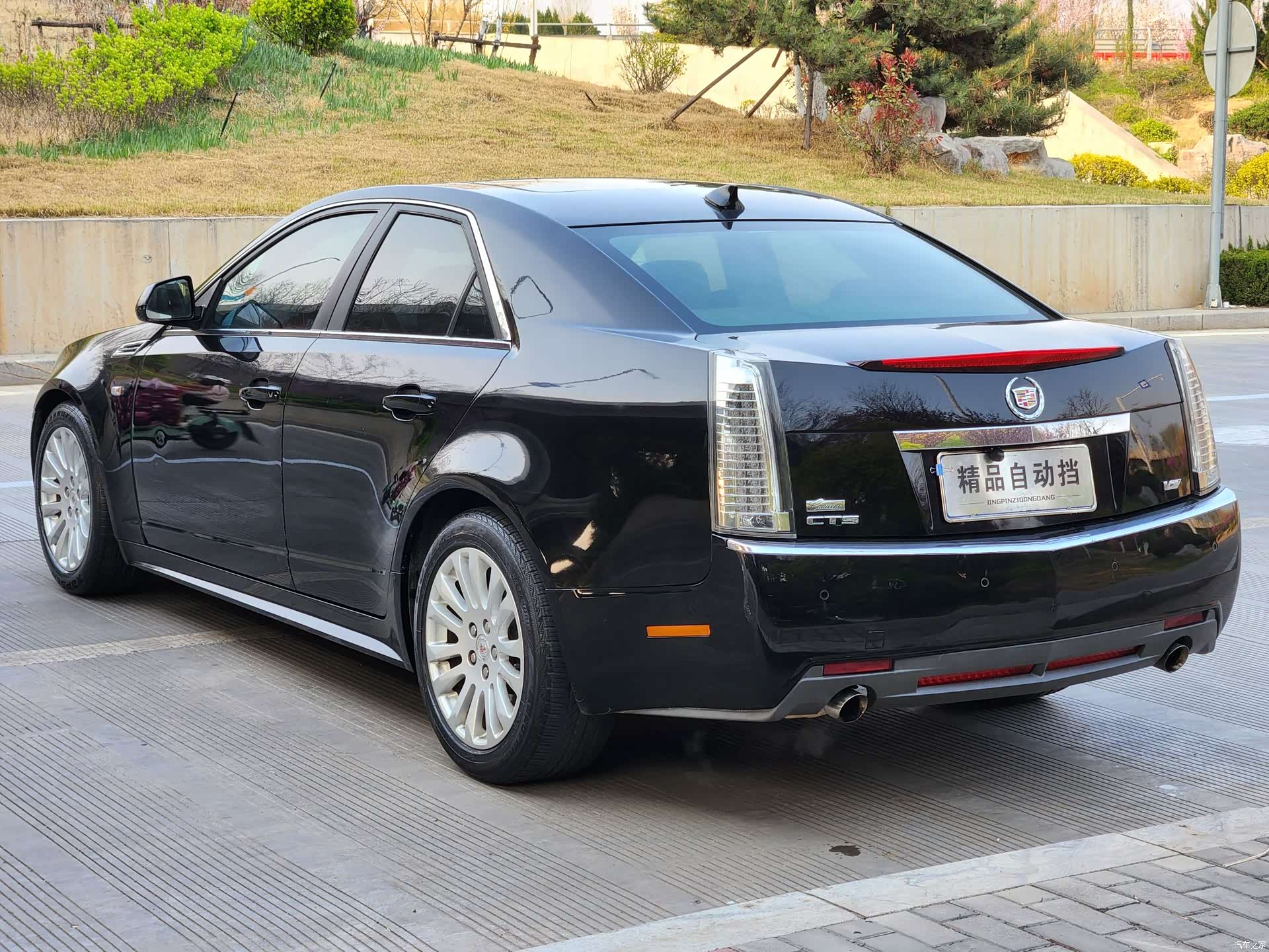 Cadillac CTS, 2010 3
