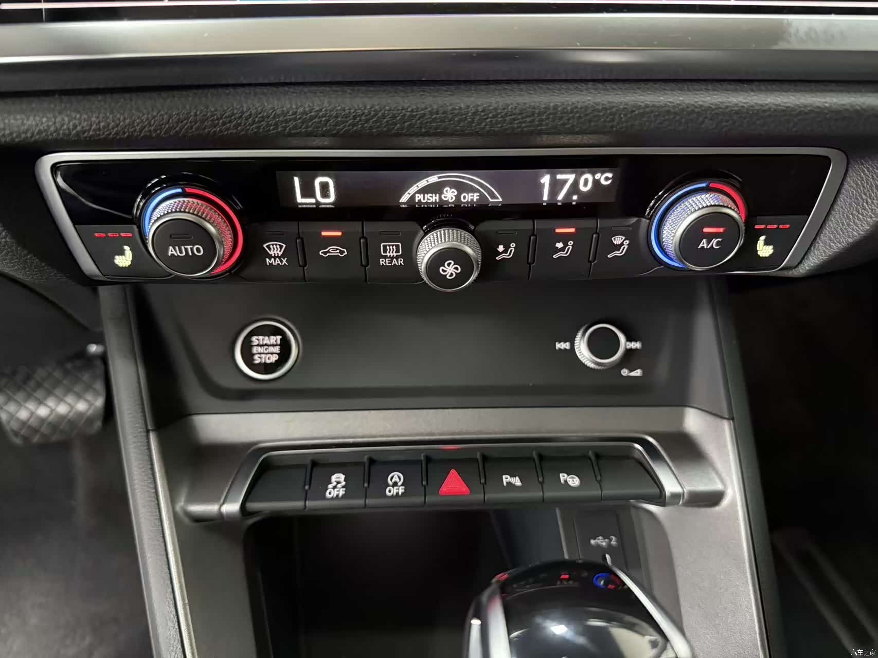 Audi Q3, 2023 16