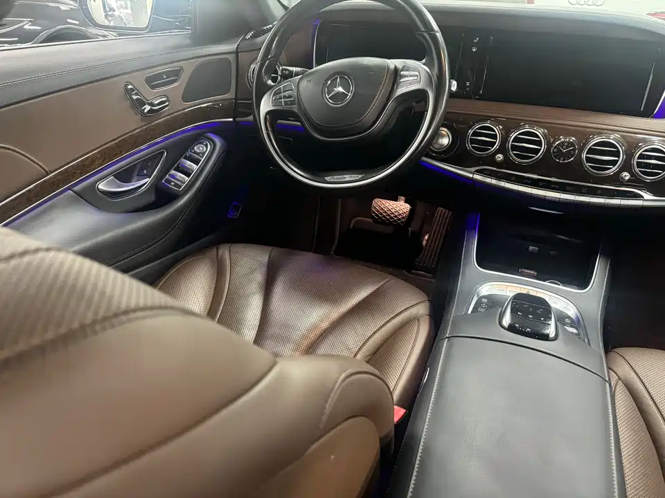 Mercedes-Benz S-class Mercedes-Benz S-class
