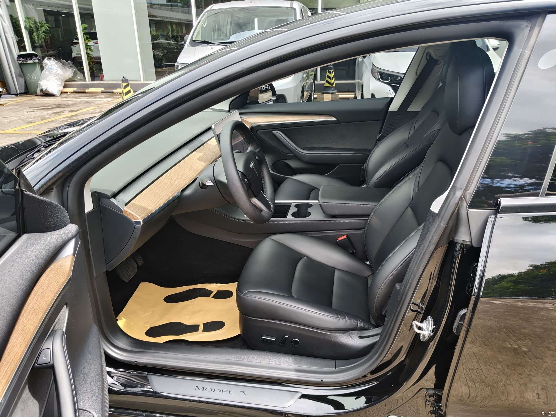 Tesla Model 3, 2022 7