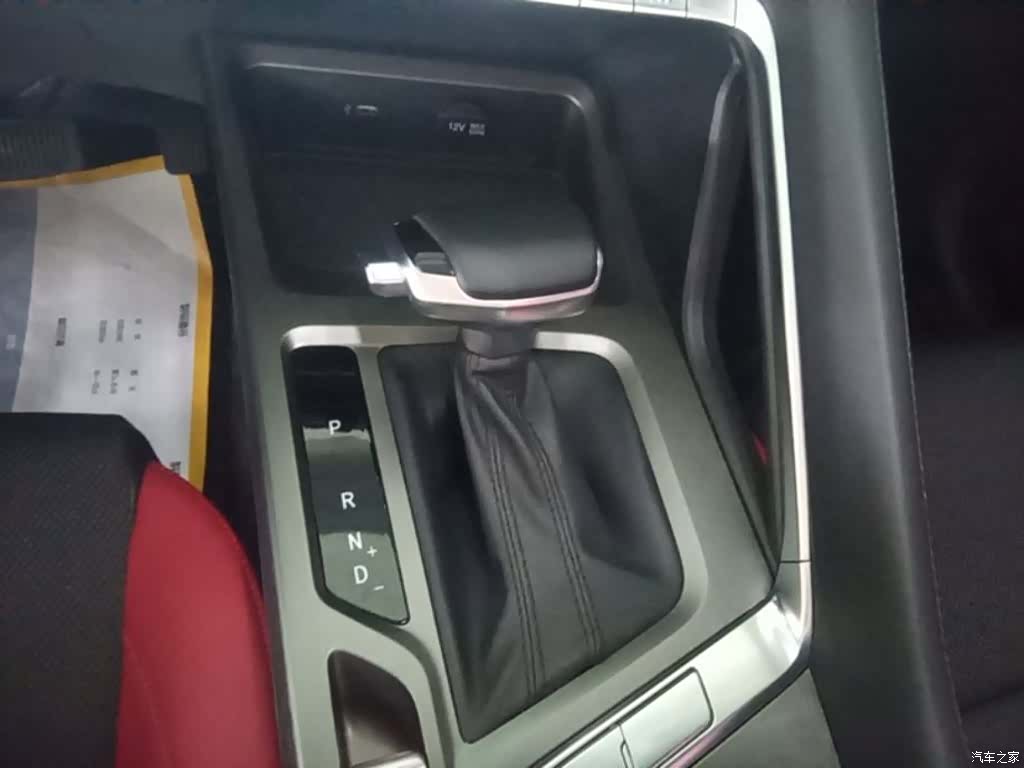 Changan CS35, 2024 14