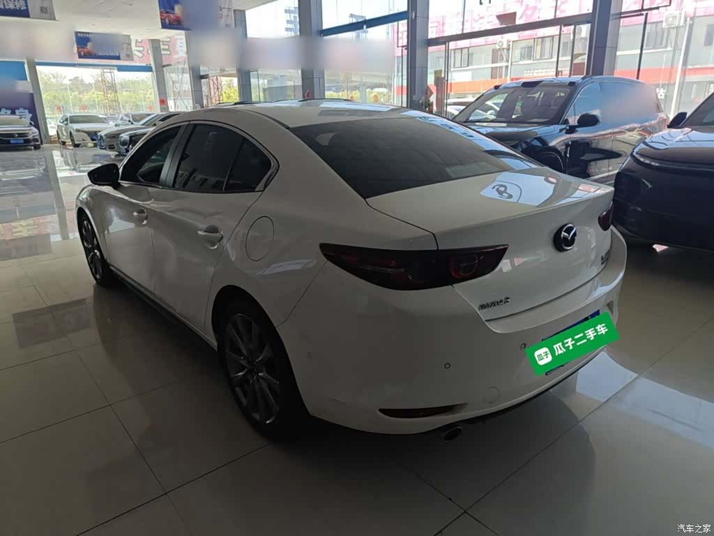 Mazda Mazda3, 2022 23