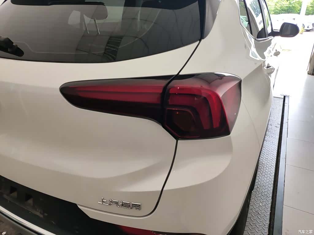 Buick Encore, 2023 8