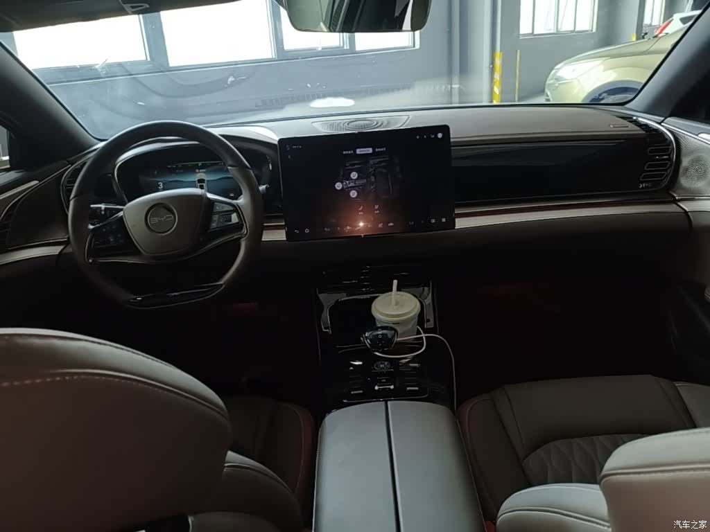 BYD Han, 2024 10