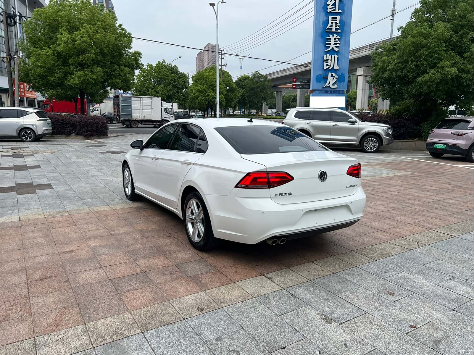 Volkswagen Lamando, 2018 15