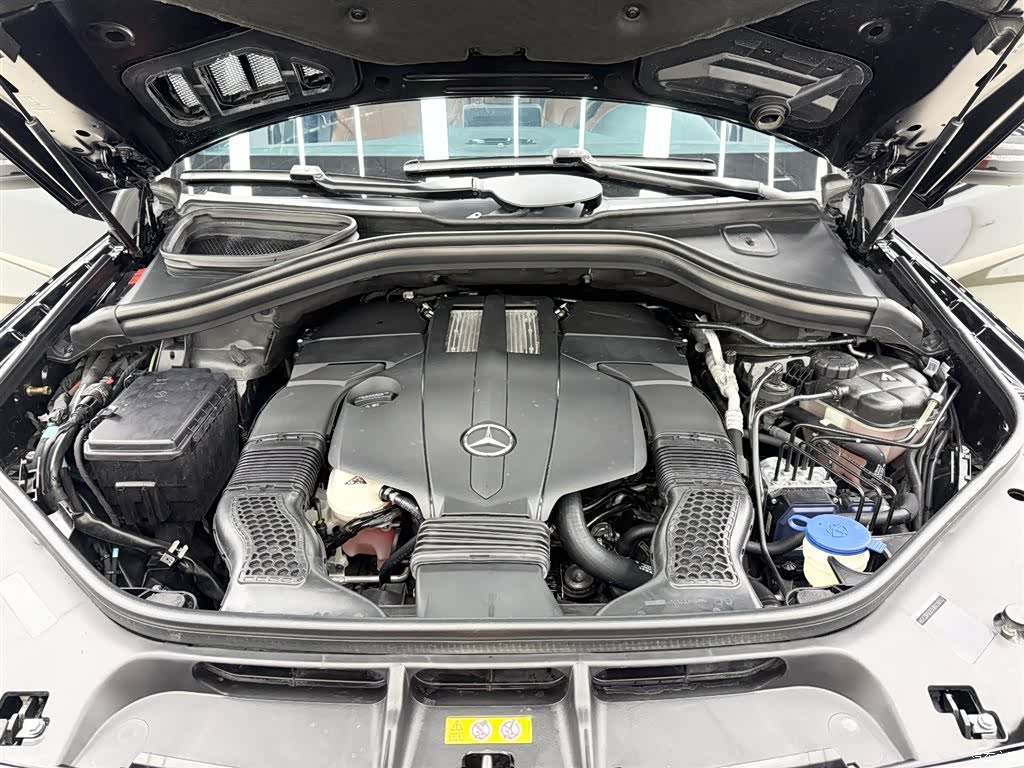 Mercedes-Benz GLS, 2018 23