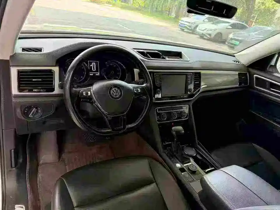 Volkswagen Tourang