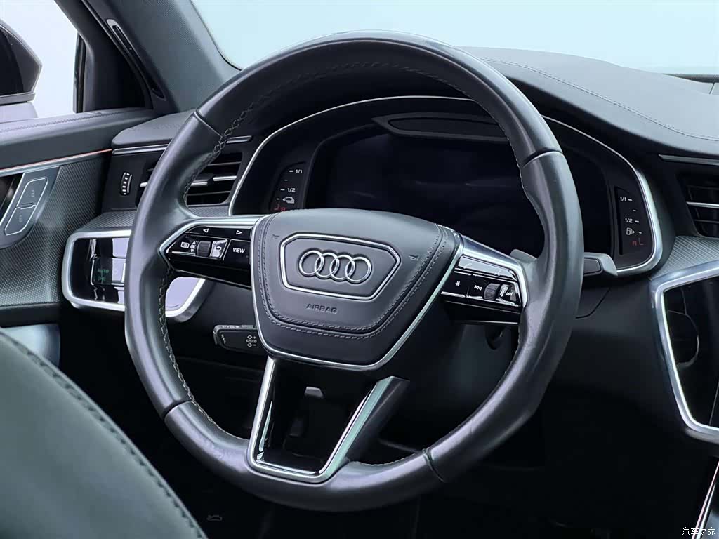 Audi A6L, 2022 25