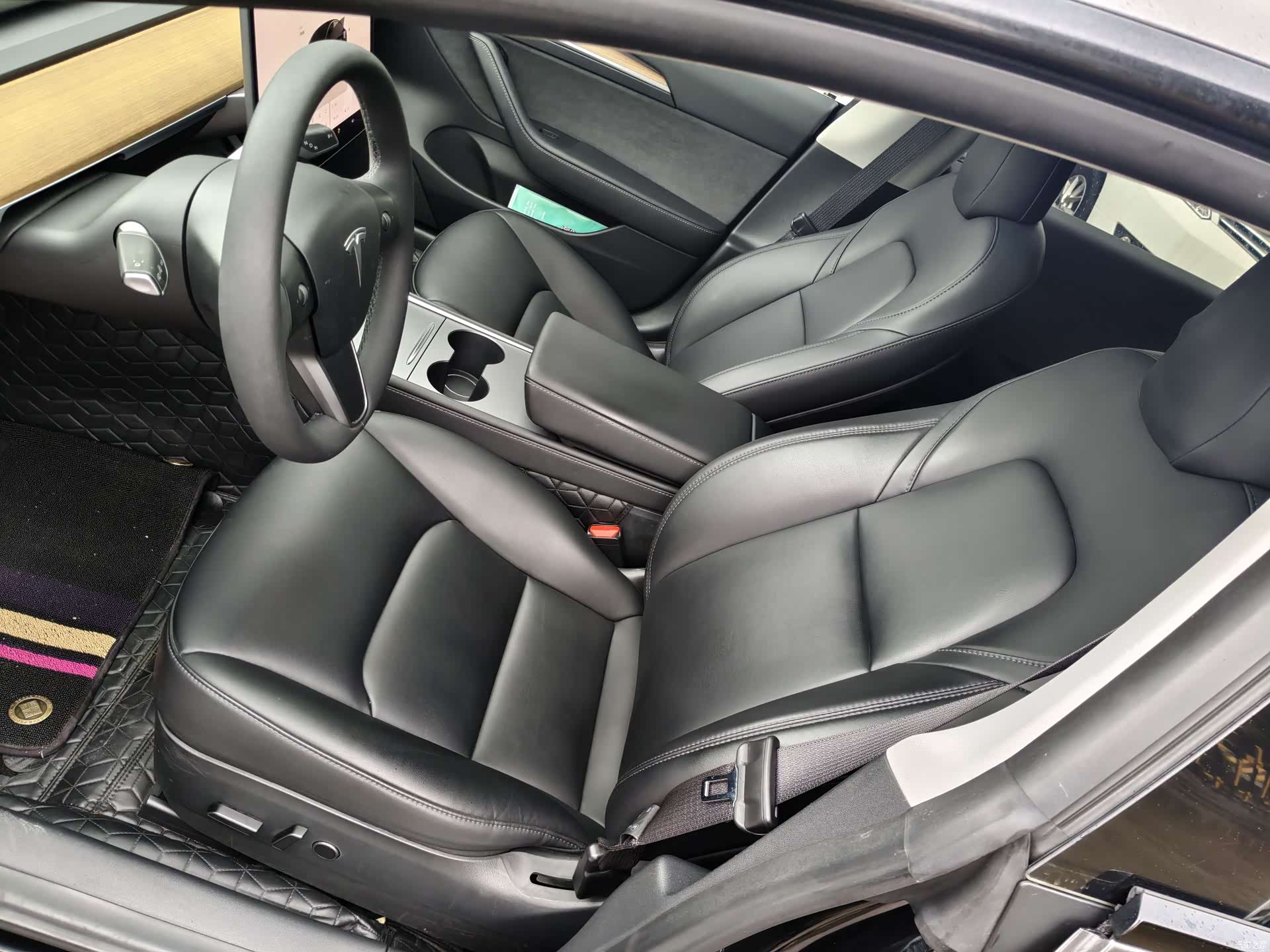 Tesla Model 3, 2022 11