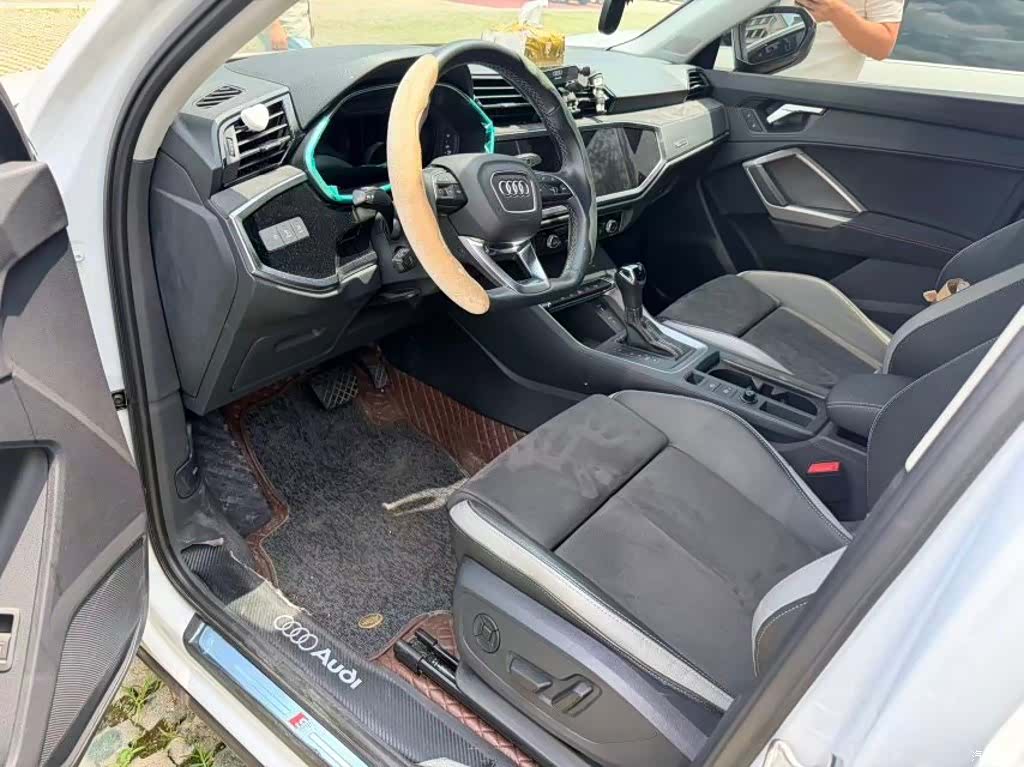 Audi Q3, 2023 3
