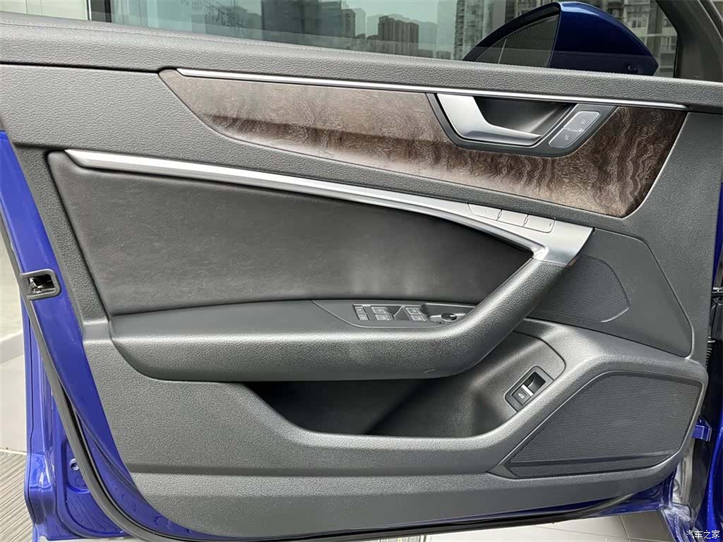 Audi A6L, 2020 13
