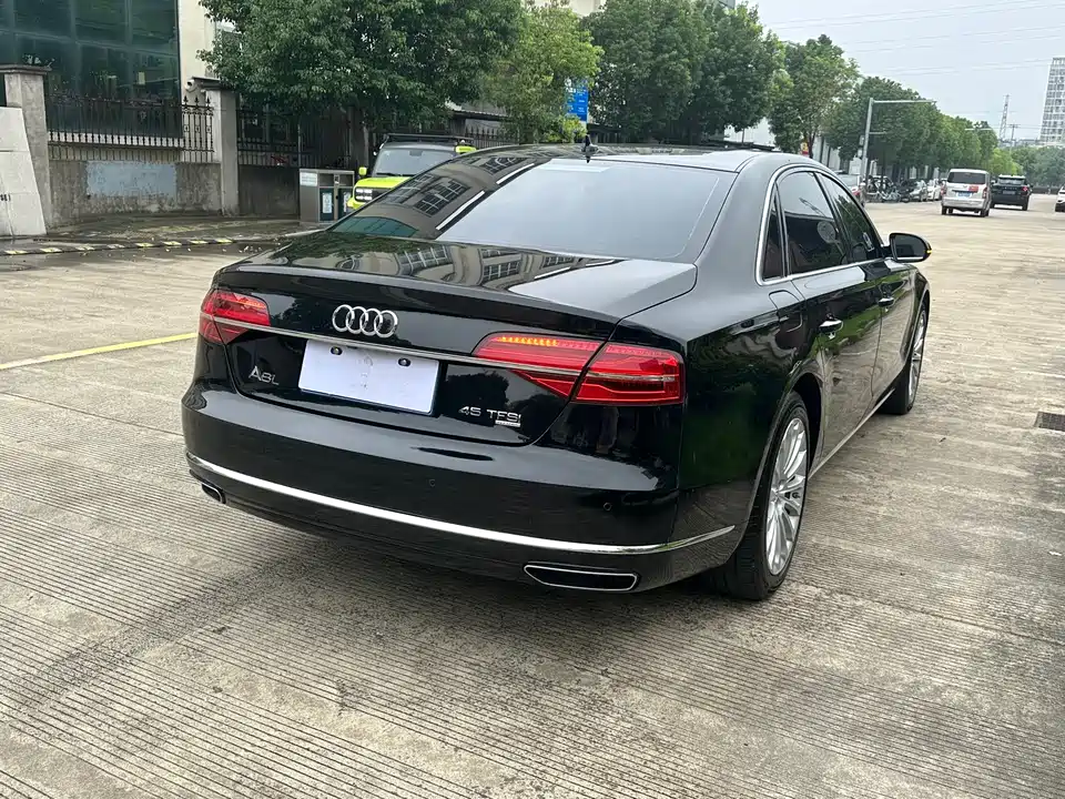 Audi A8 Audi A8