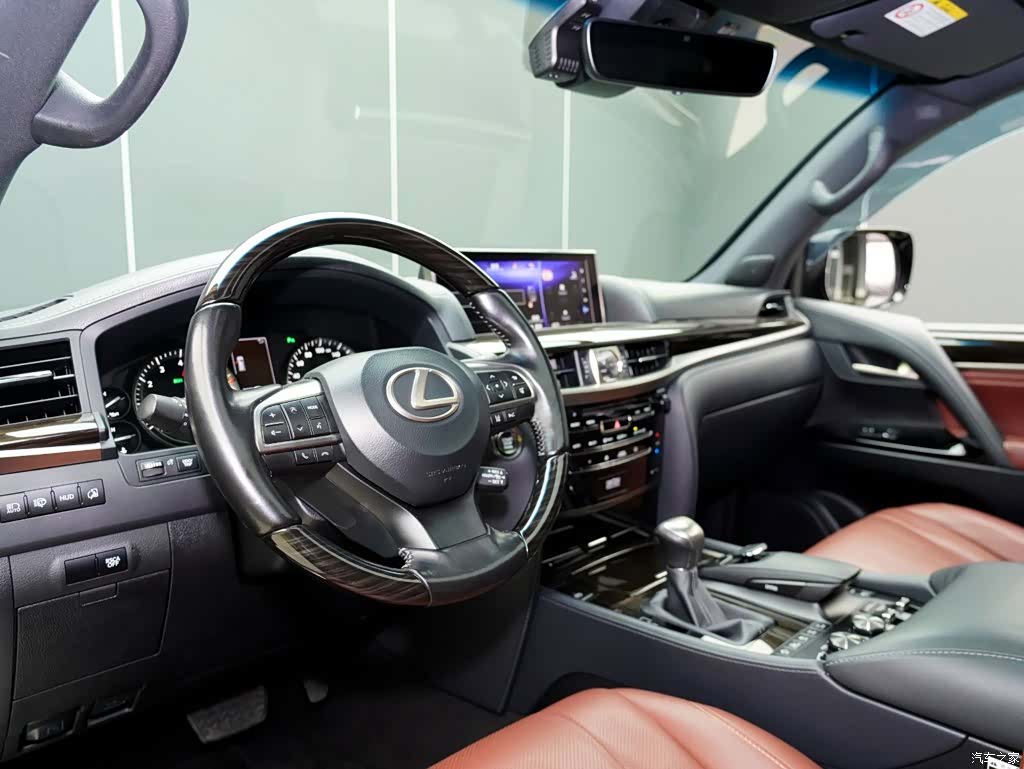 Lexus LX, 2020 10