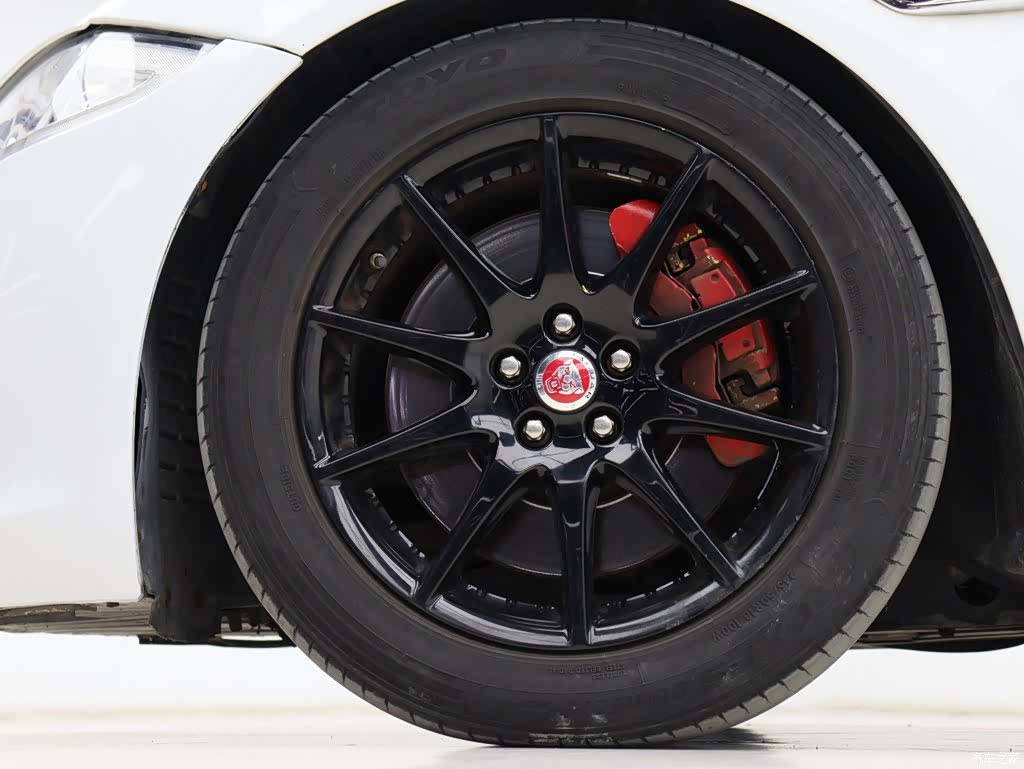 Jaguar XJ, 2014 30