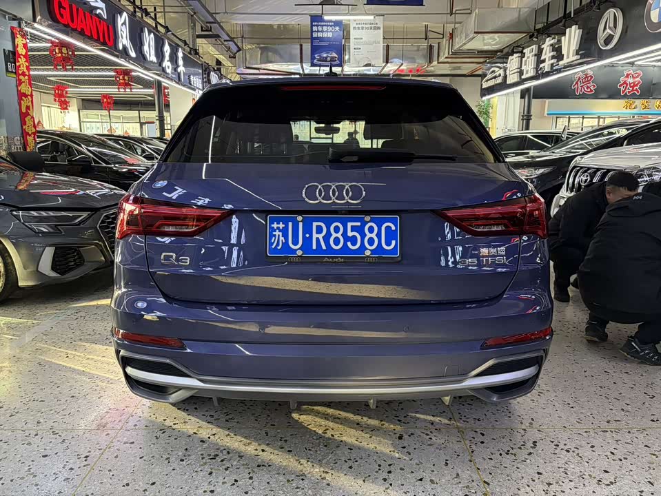 Audi Q3