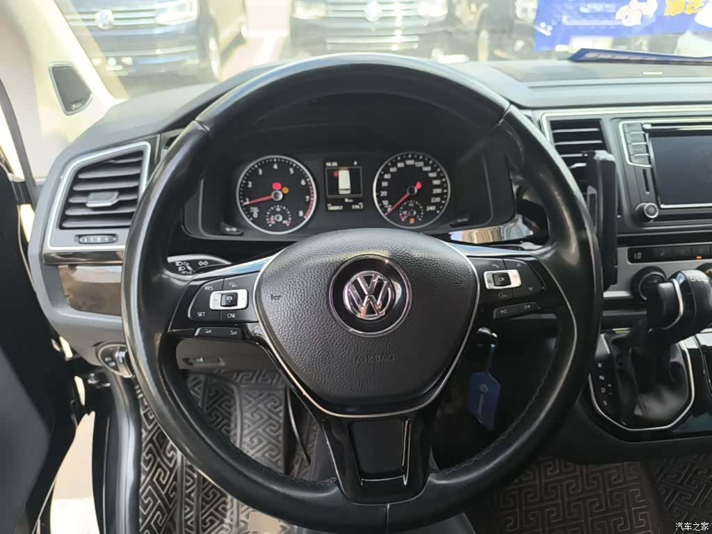 Volkswagen 7, 2018 11