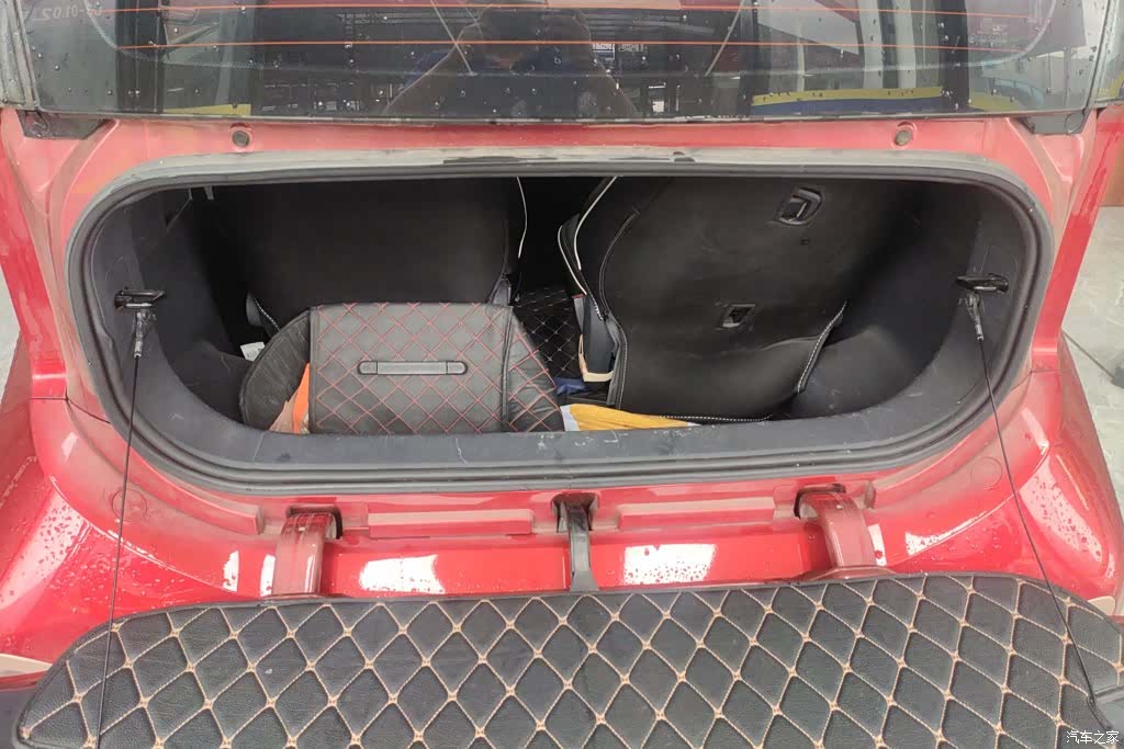 Wuling E200, 2020 4