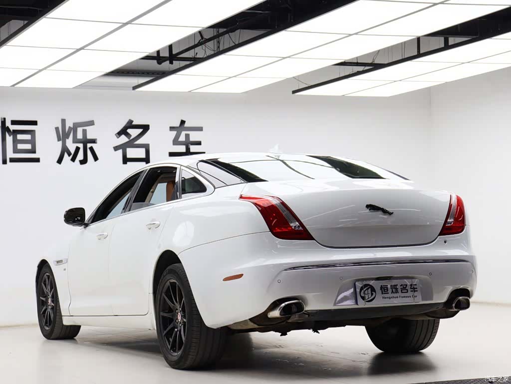 Jaguar XJ, 2014 25