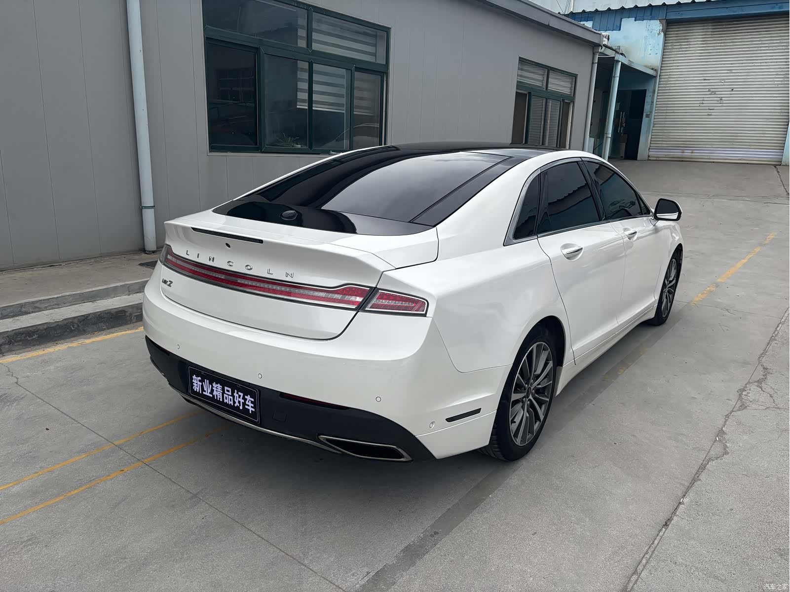 Lincoln MKZ, 2019 12