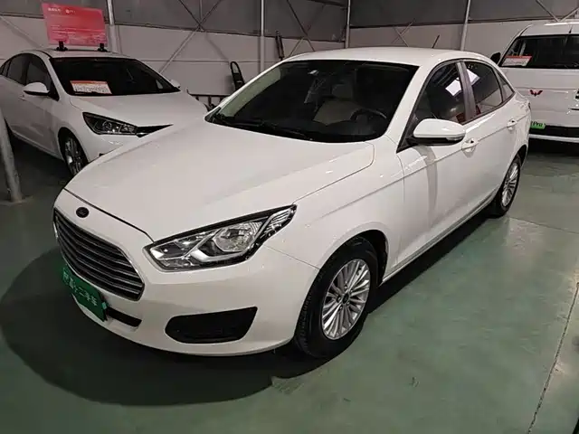Ford Focus 2018 — купить из Китая под заказ