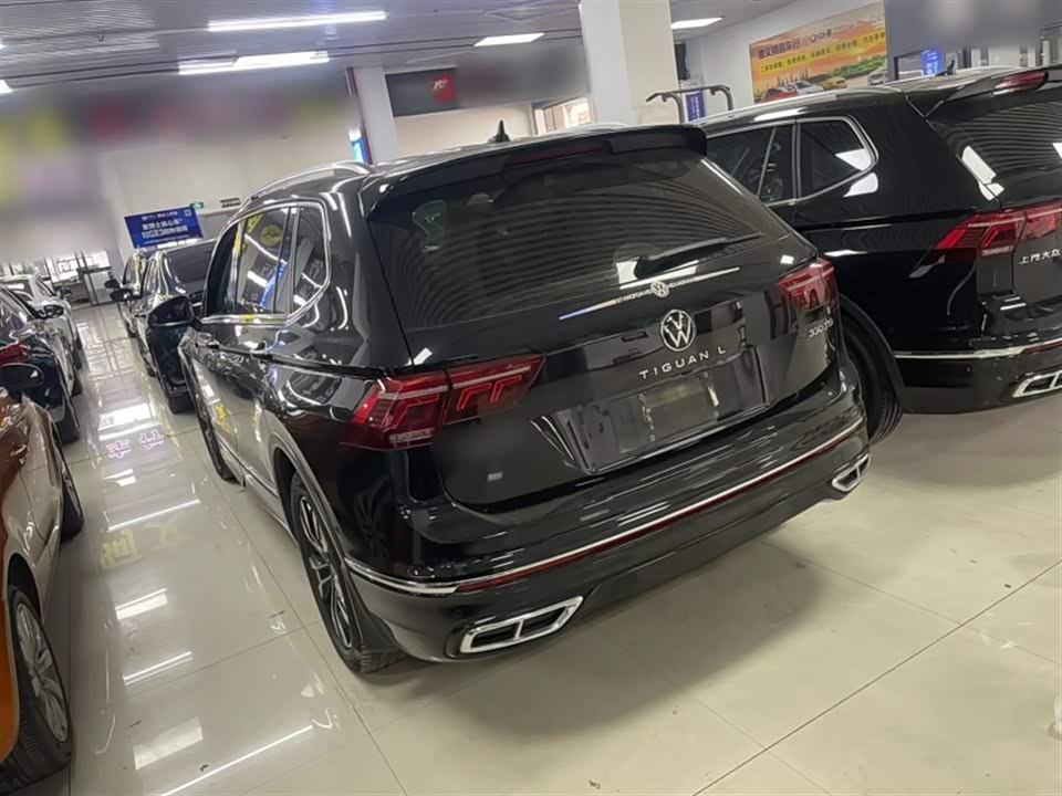 Volkswagen Tiguan L