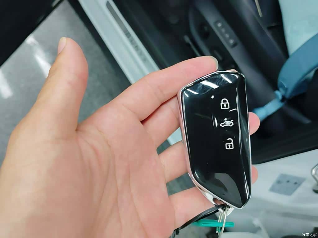 Volkswagen 06, 2025 9