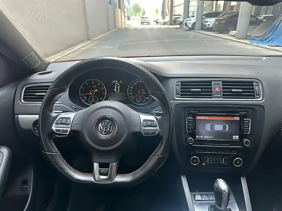 Volkswagen Sagitar