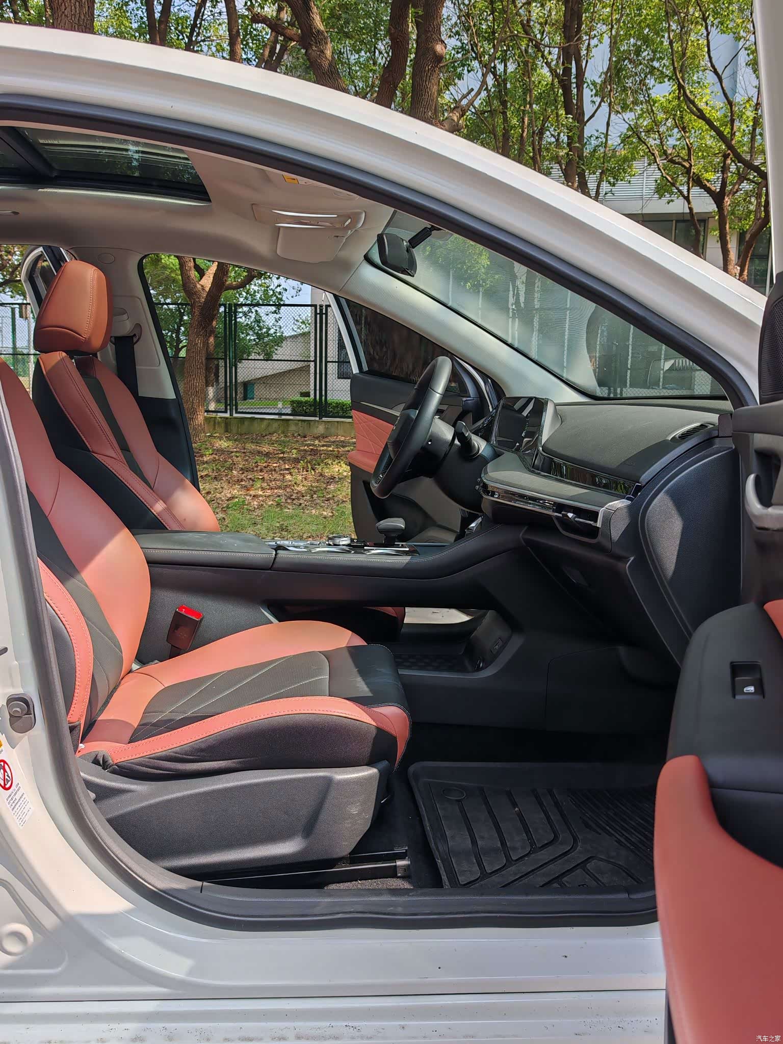 Changan Eado, 2022 15