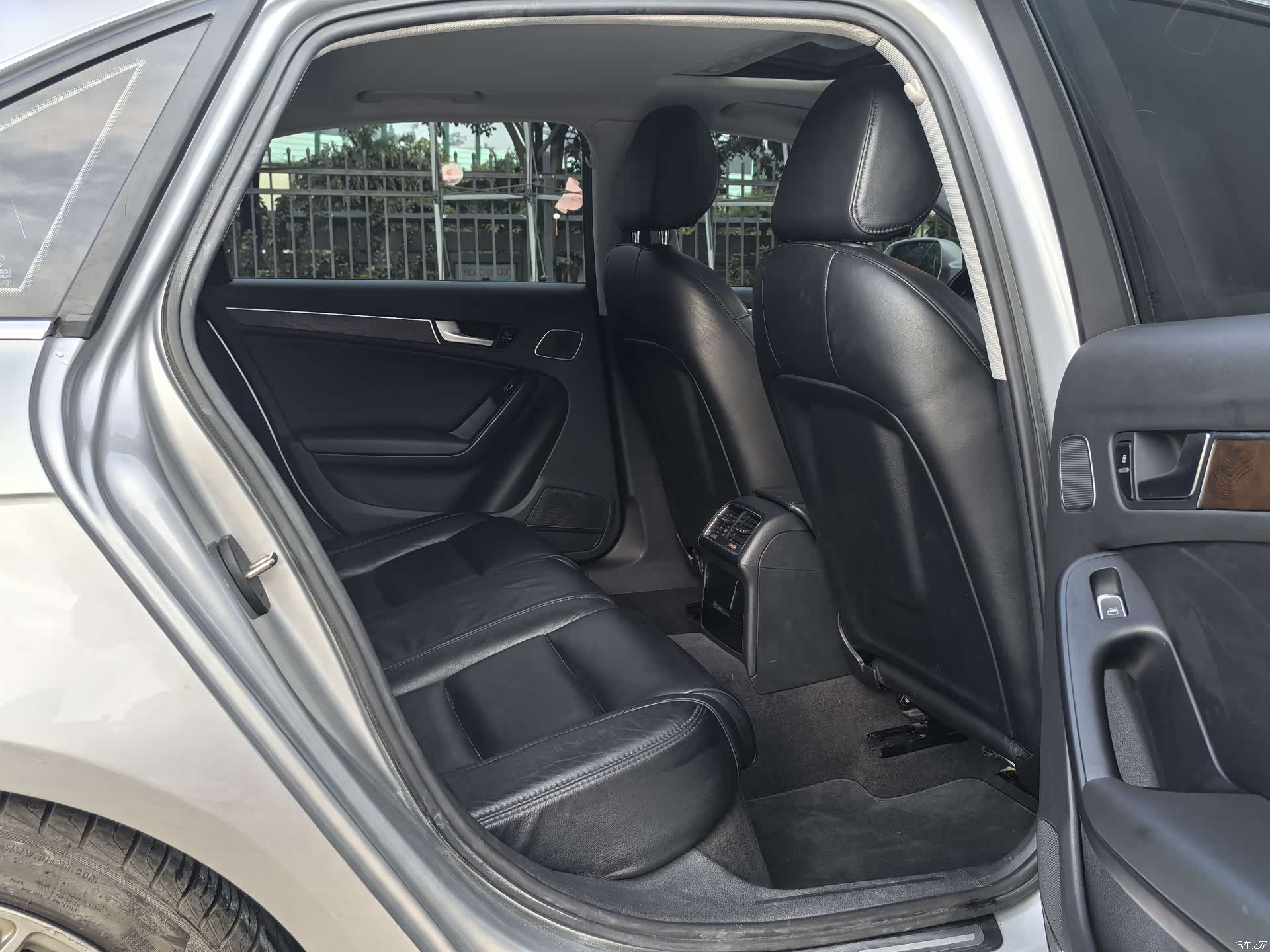 Audi A4L, 2016 13