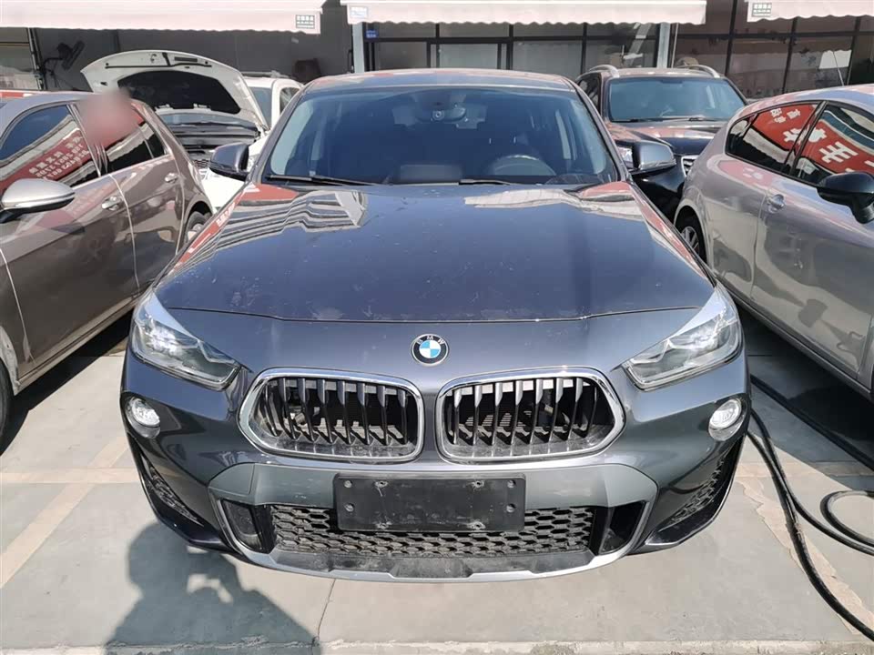 BMW X2