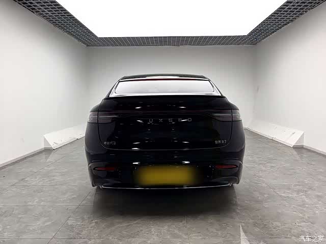 Luxeed R7, 2024 11