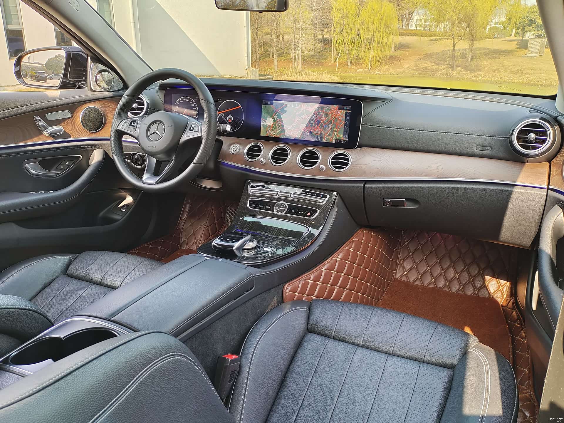 Mercedes-Benz E-Class, 2017 11