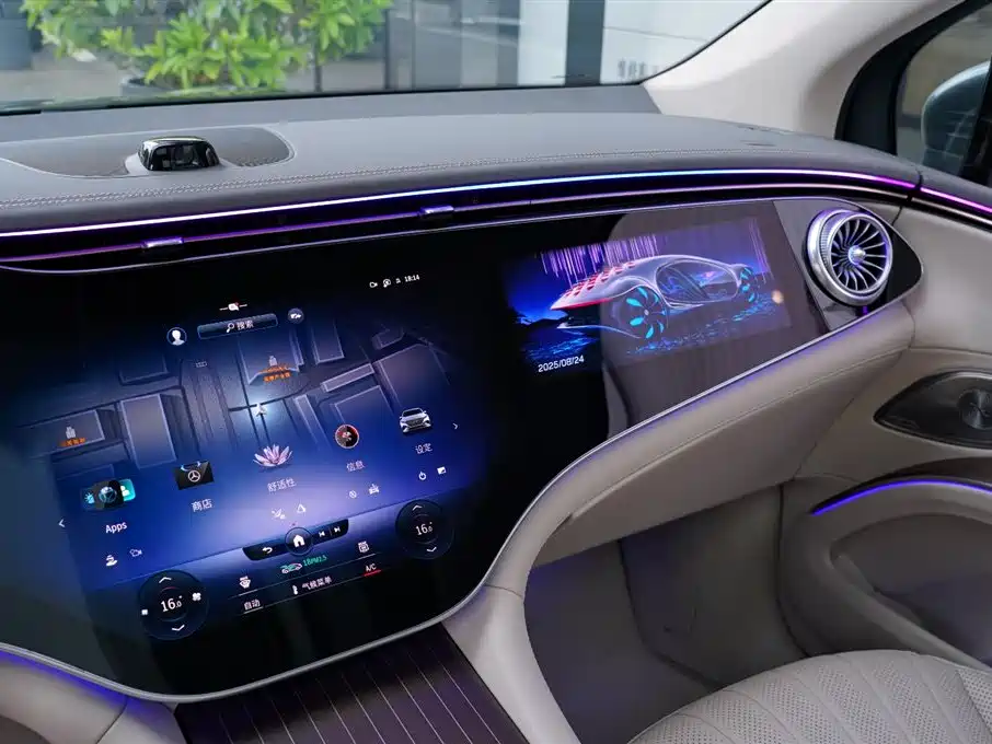 Mercedes-Benz EQS SUV