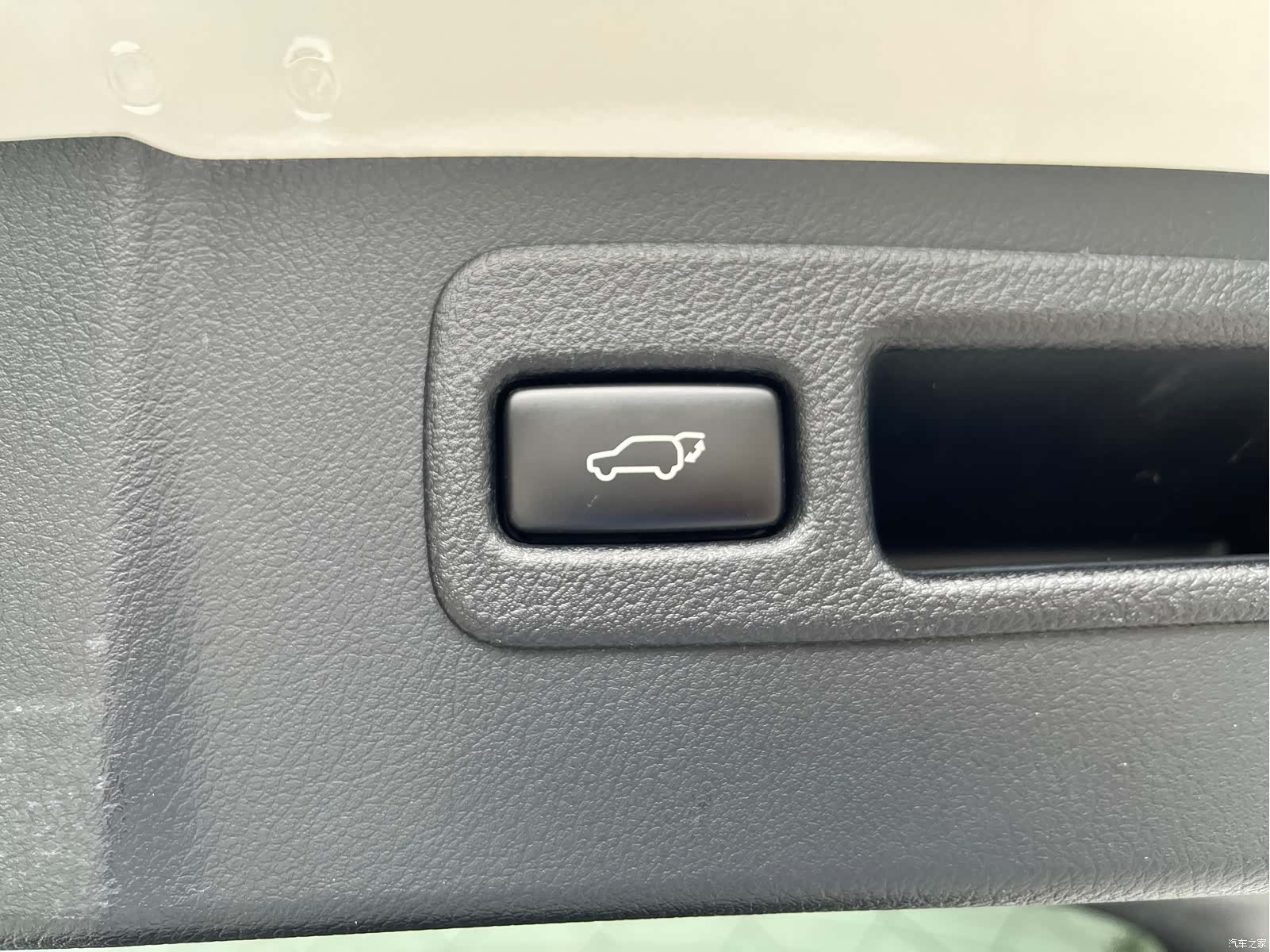 Lexus NX, 2015 21
