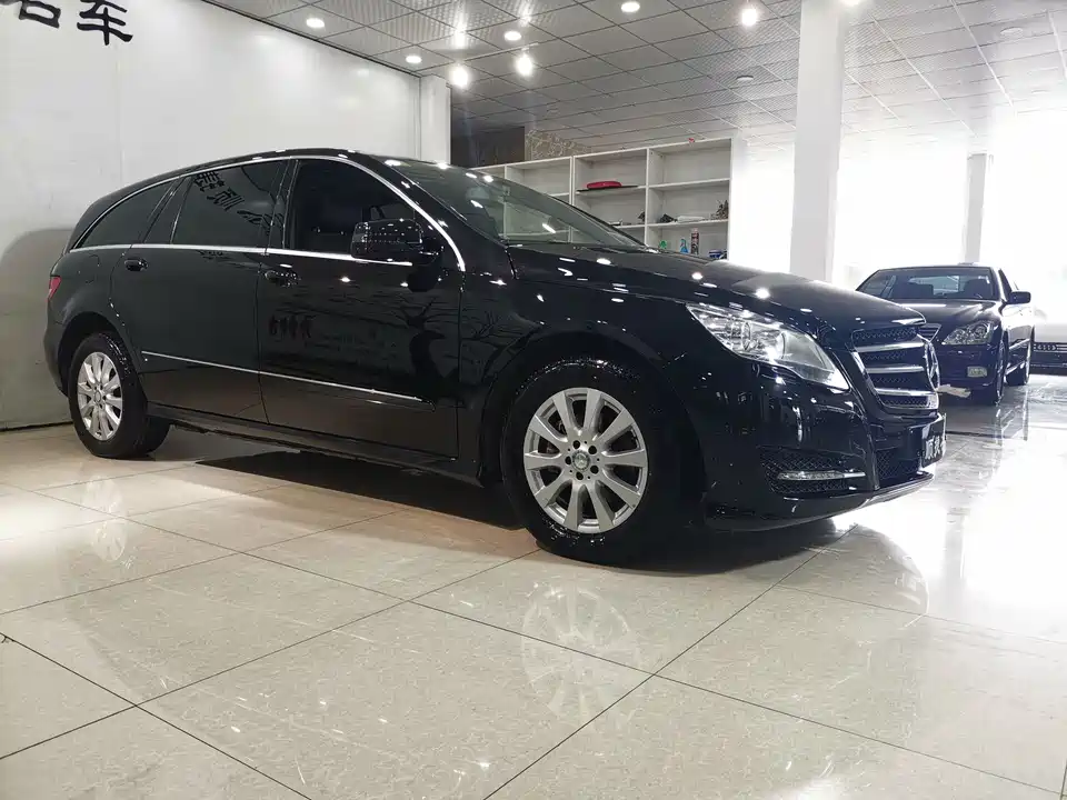 Mercedes-Benz R-class