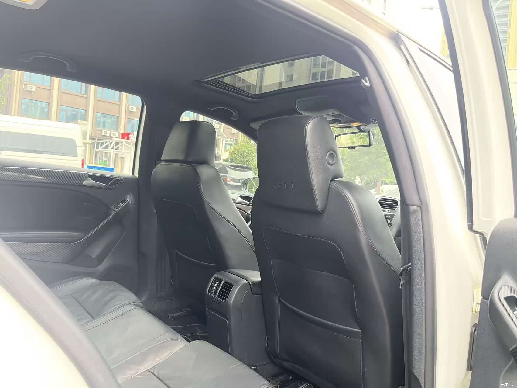 Volkswagen Golf, 2010 19