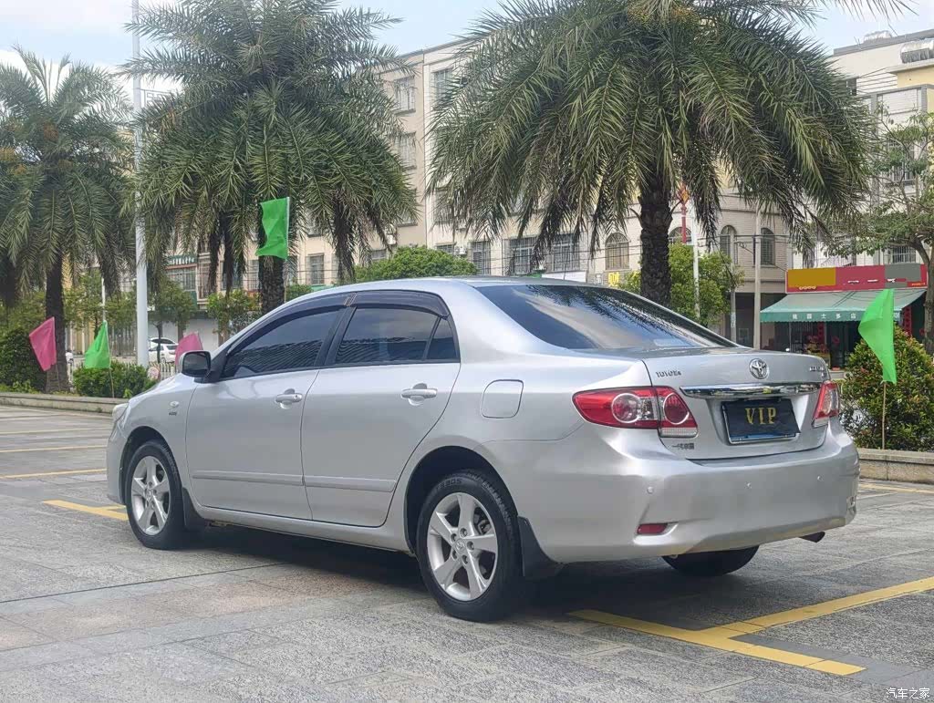Toyota Corolla, 2012 все фото
