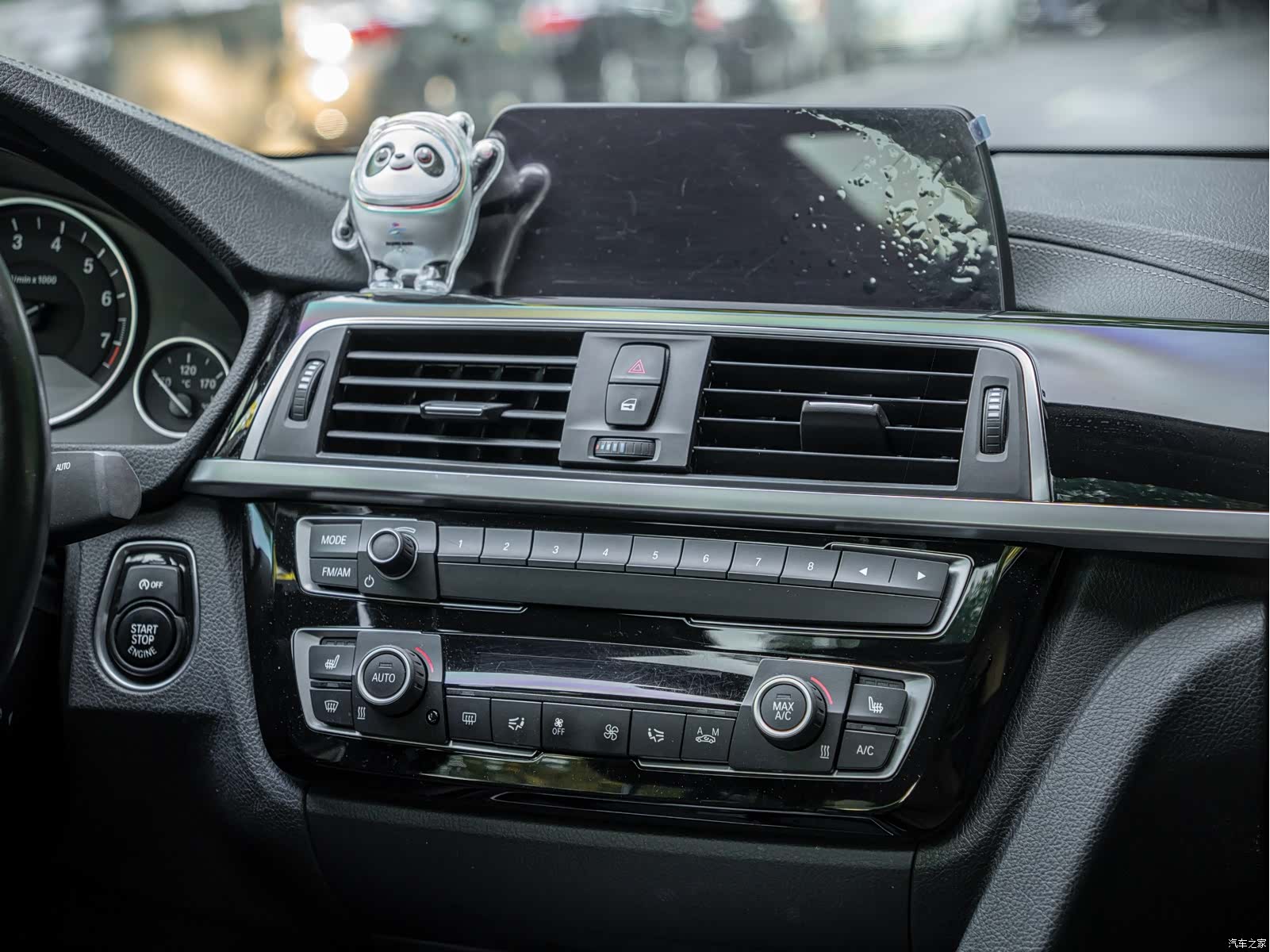BMW 3 Series, 2018 12