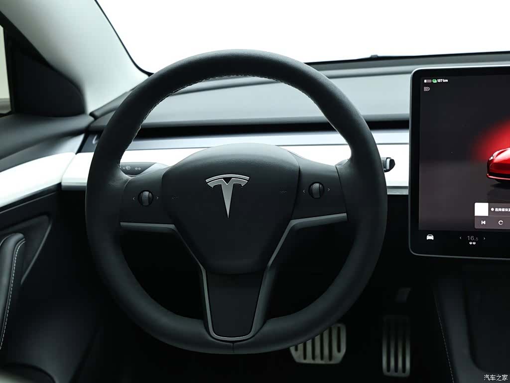 Tesla Model 3, 2022 15