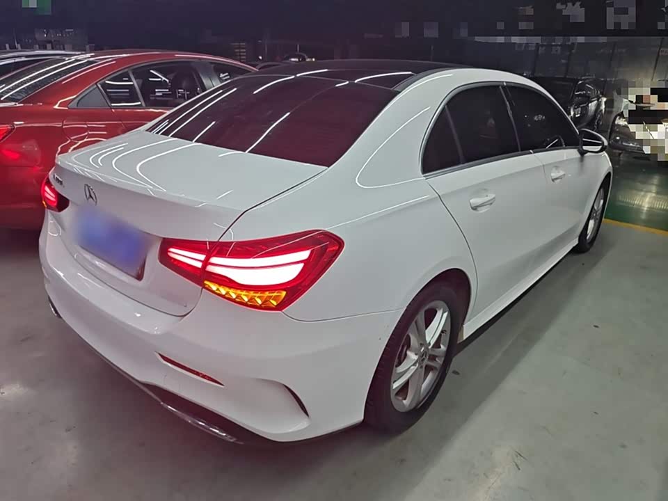 Mercedes-Benz Class A Mercedes-Benz Class A